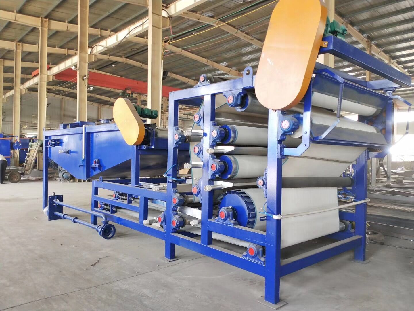 深蓝色带机  (2).jpg