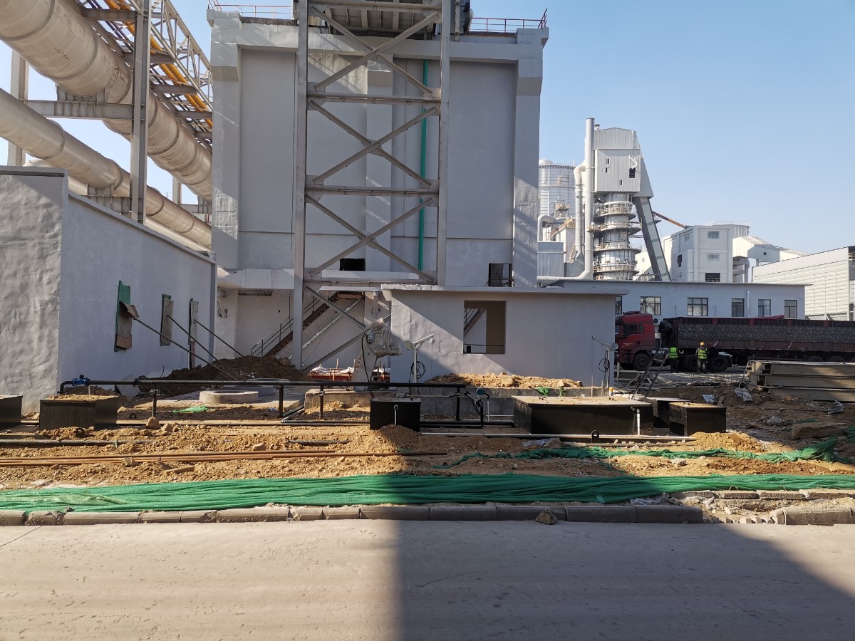 黑色地埋安装现场 (9).jpg